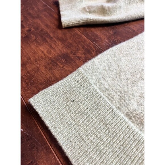 Simply Cashmere Green 100% Cashmere Sweater Casrdigsn button Down Size M - Picture 3 of 7